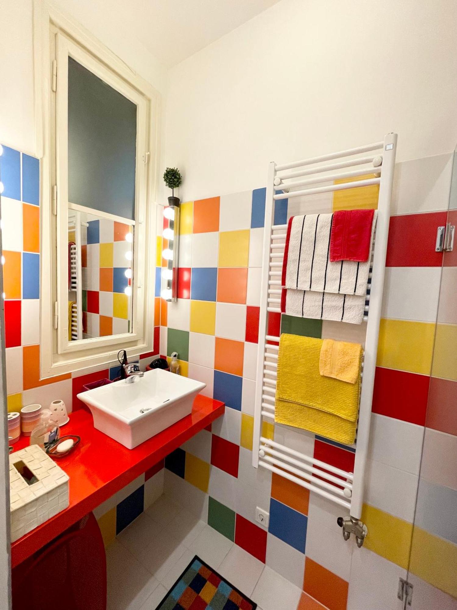Rainbow Pearl Apartment At St Stephen' S Basilica Budapest Exterior foto